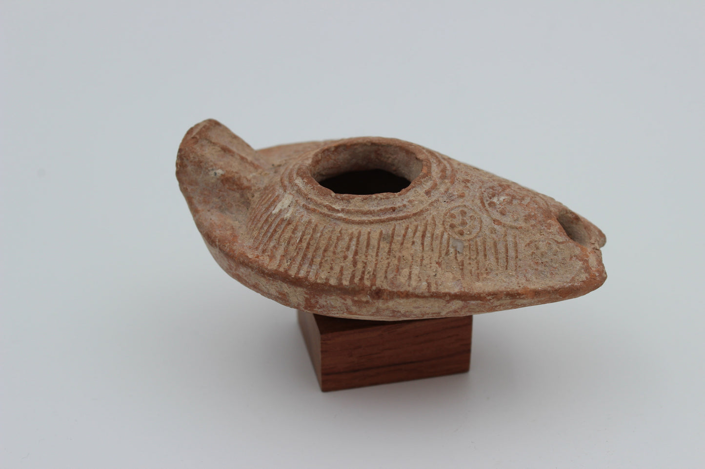 Classic Byzantine Oil Lamp (Syro-Palestine), 400 - 600 AD